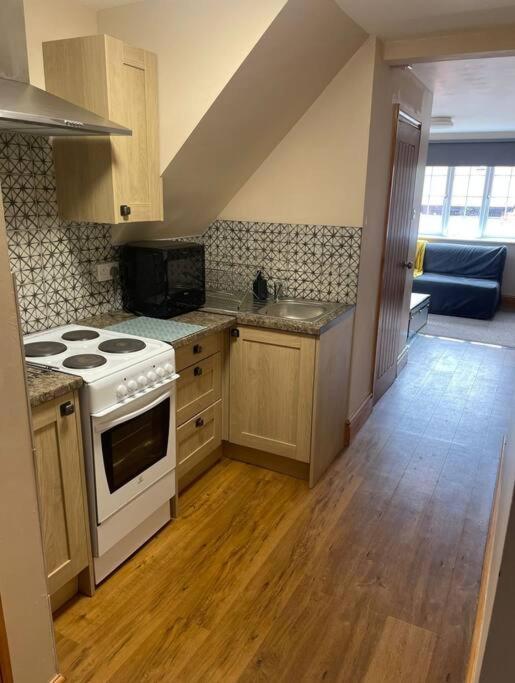 Netherton Studio Apartment 2 Рос-он-Си Экстерьер фото